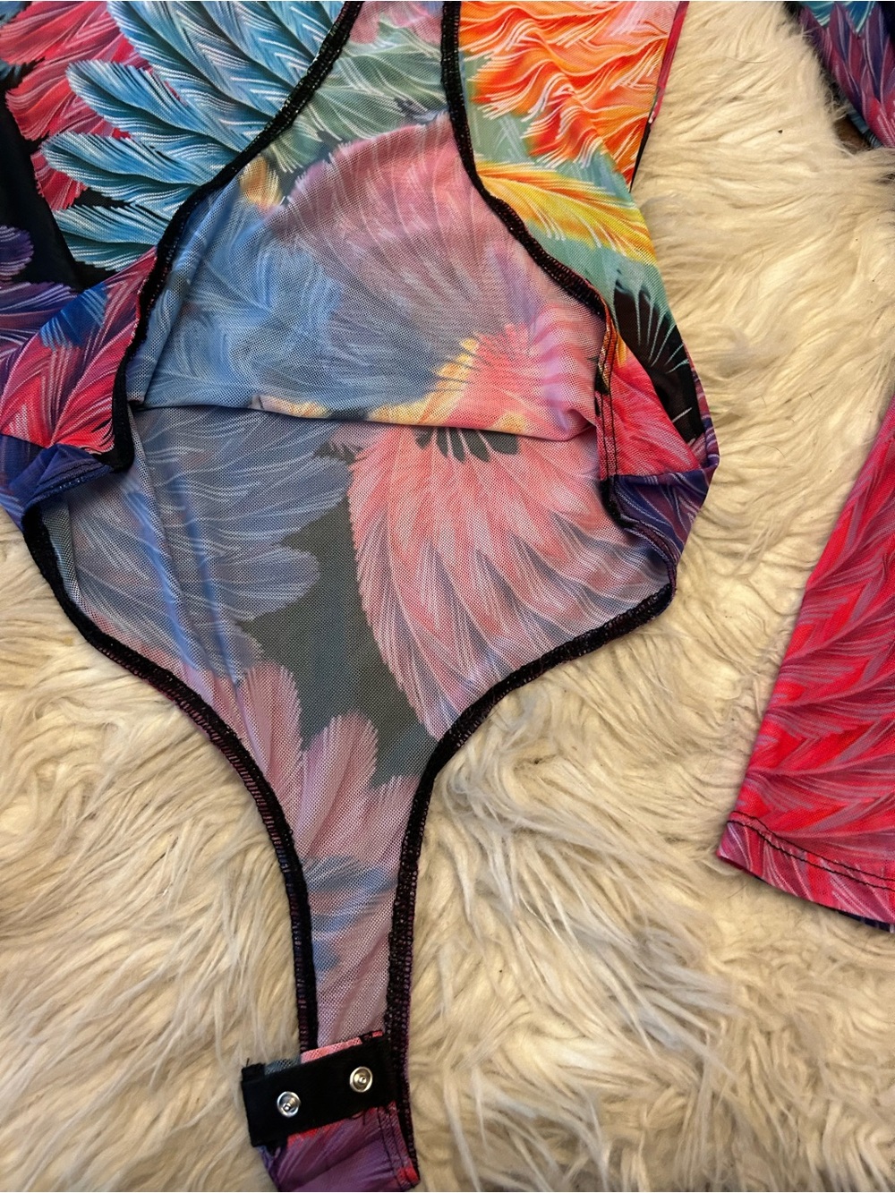 SPIRITHOODS Feather Print Mesh Mockneck Bodysuit - Picture 6 of 11